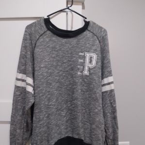 VS crewneck sweatshirt
